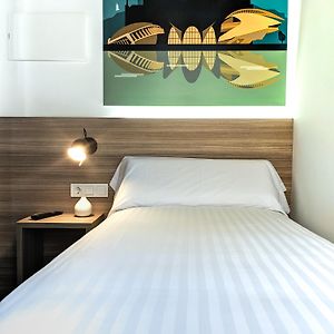 Habitación Individual Adaptada para Discapacitados